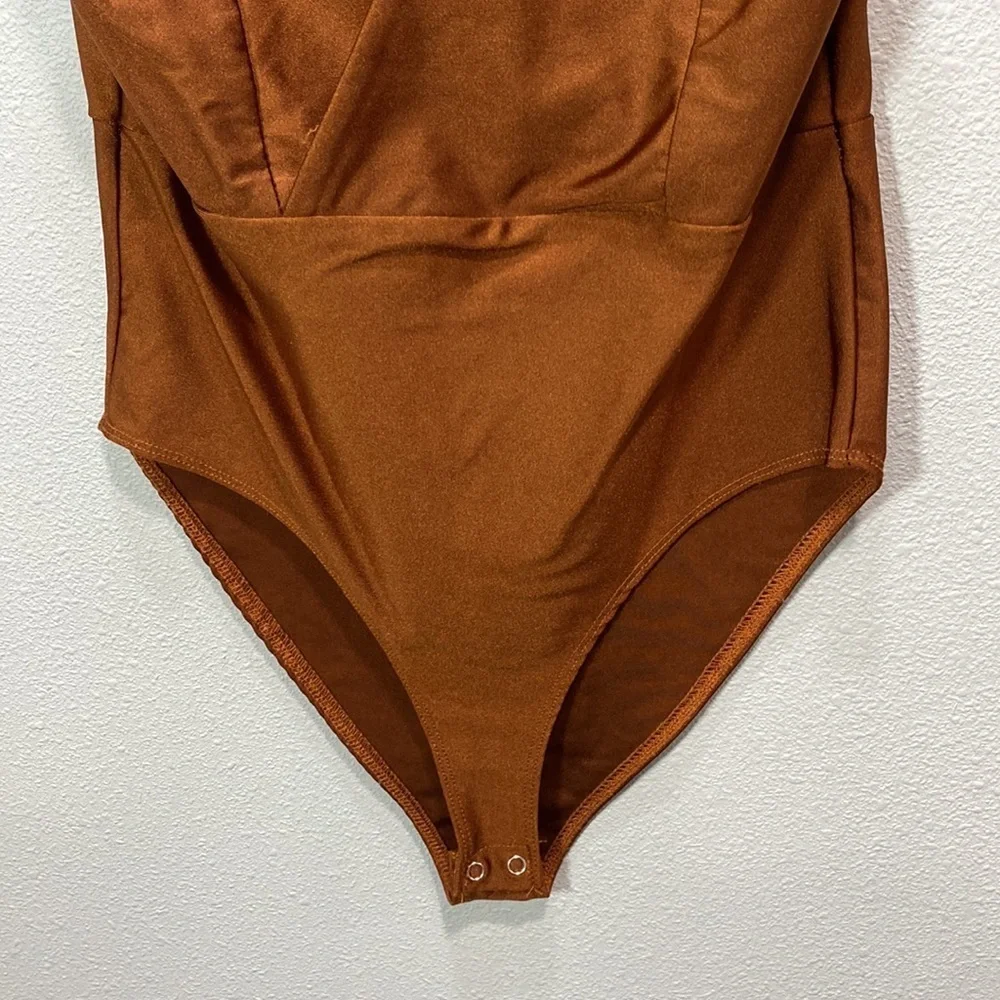 AKIRA bodysuit rust